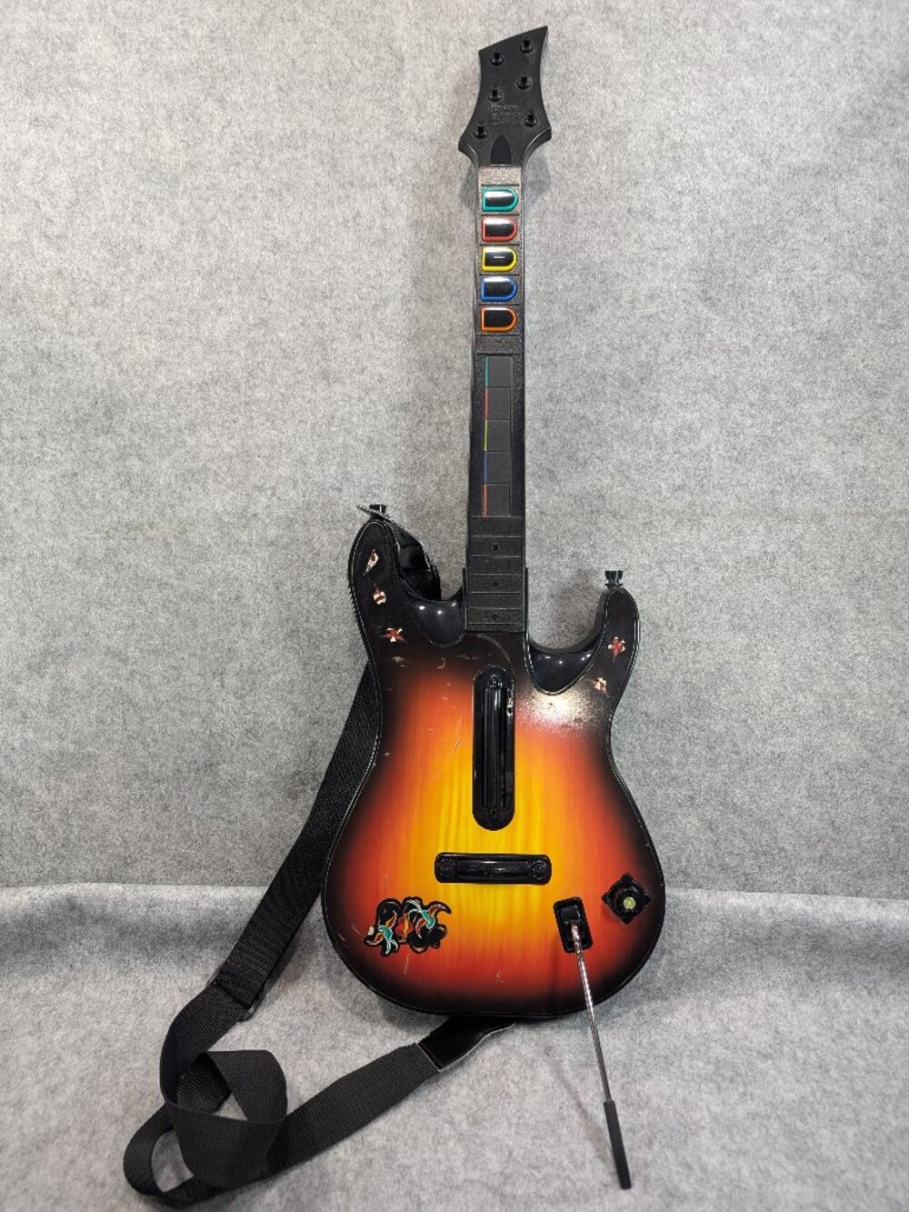 RedOctane Guitar Hero Wireless Sunburst Guitar Xbox 360 95457.805 - TESTED